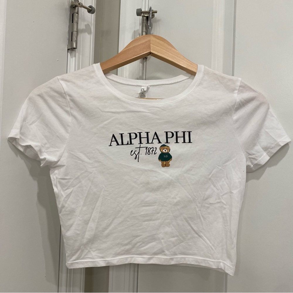 Alpha Phi Sorority Phi Bear Short Sleeve Crop Top